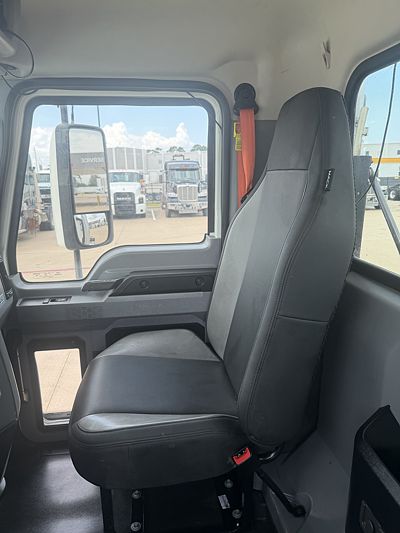 2020 Mack PIN64T