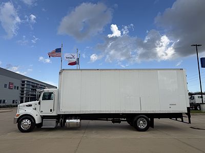 2020 Peterbilt 337