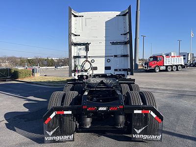 2027 Volvo VNL64T860