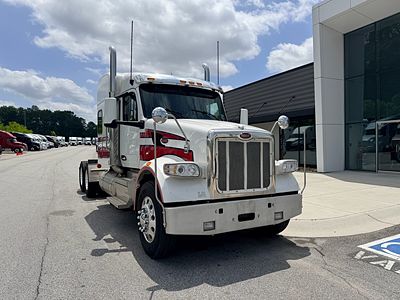 2022 Peterbilt 567