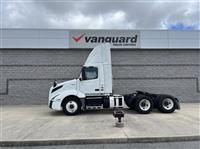 2019 Volvo VNL64T300