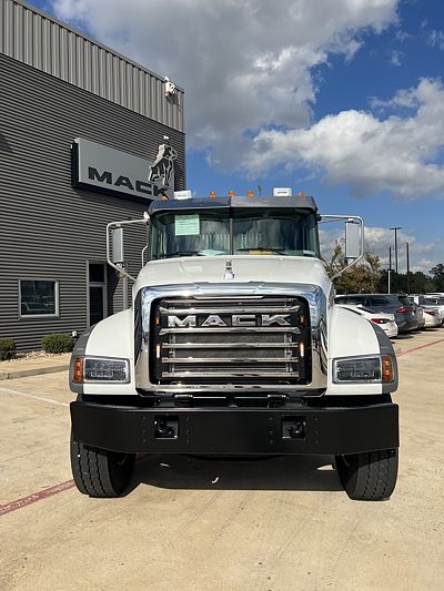 2026 Mack GR64F