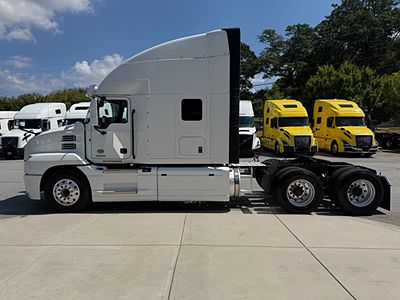 2023 Mack AN64T