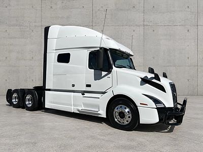 2023 Volvo VNL64T740