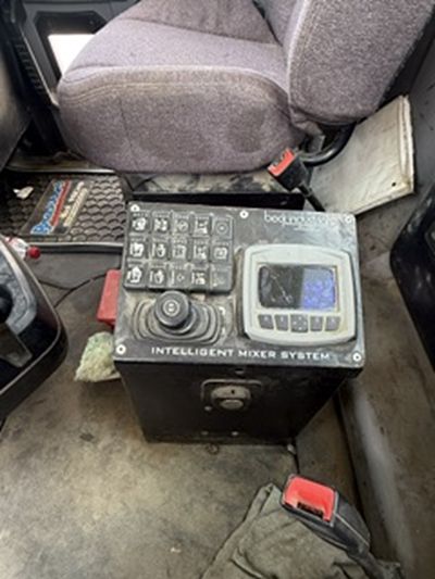 2018 Mack GU713