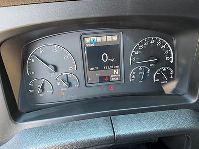 2024 Freightliner CASCADIA 126