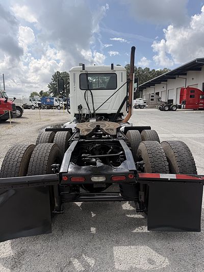 2020 Mack Pinnacle