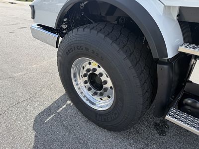 2027 Volvo VHD64B300