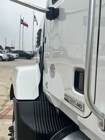 2027 Mack MD642