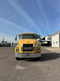 2025 Mack MD6