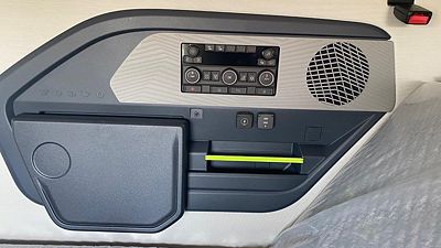 2025 Volvo VNL64T660