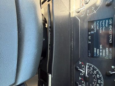 2023 Volvo VNL64T740