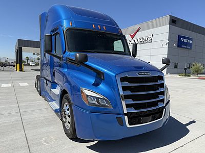 2022 Freightliner CASCADIA 126