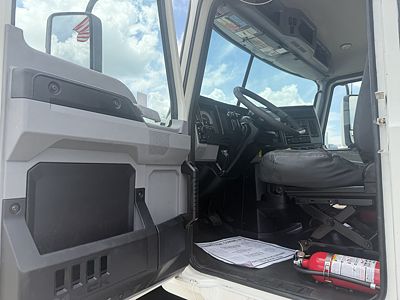 2020 Mack PIN64T