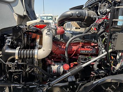 2020 Mack ANTHEM 64T