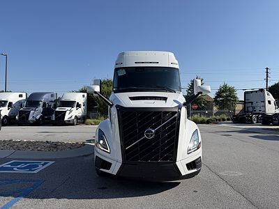 2027 Volvo VNL64T840