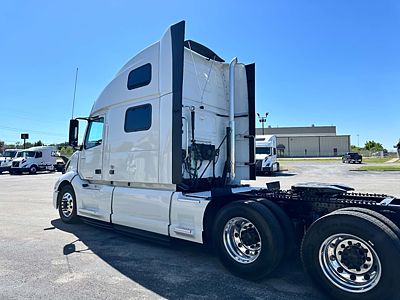 2024 Volvo VNL64T860