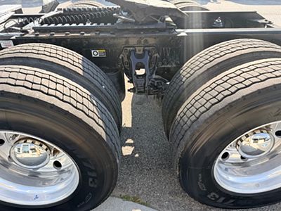 2022 Kenworth T680