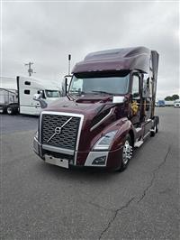 2022 Volvo VNL64T860