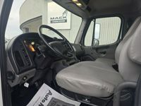 2021 Freightliner BUSINESS CLASS M2 106