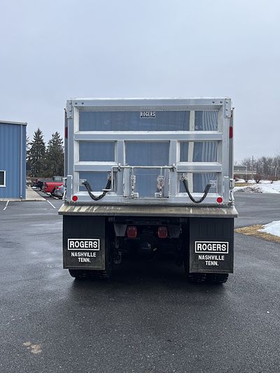2026 Volvo VHD84F300