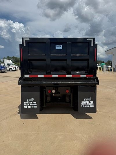 2027 Mack GR64F