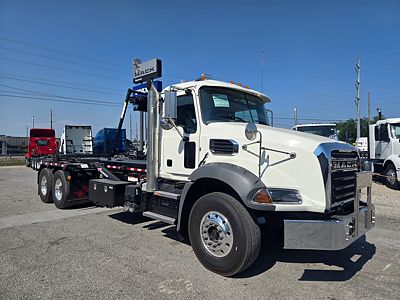 2026 Mack GRANITE 64BR
