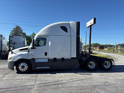 2024 Freightliner CASCADIA 126