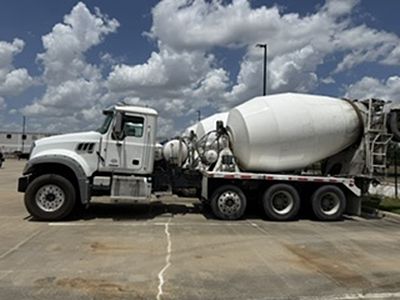 2018 Mack GU713