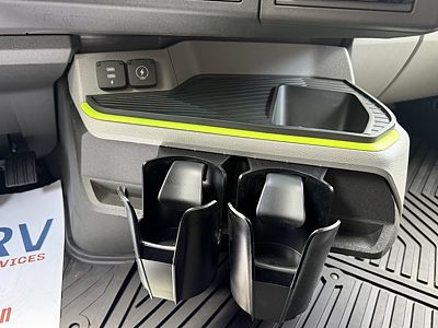 2027 Volvo VNL64T860