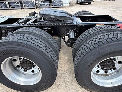 2019 Volvo VNR