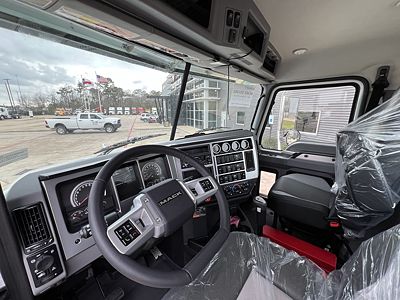 2026 Mack GRANITE 64FT