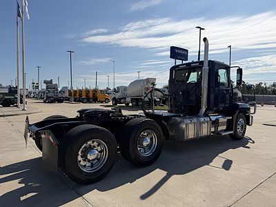 2022 Mack ANTHEM 64T