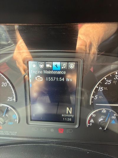 2022 Freightliner CASCADIA 126
