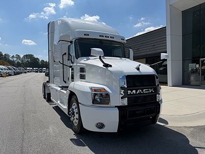 2023 Mack AN64T