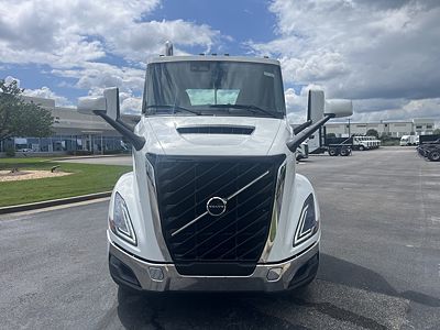 2027 Volvo VNR64T300