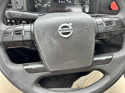 2020 Volvo VNR64T300
