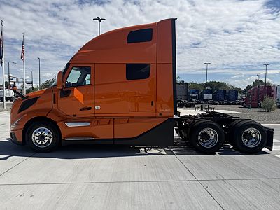 2026 Volvo VNL64T860