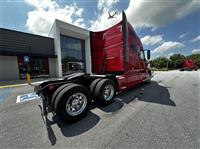 2022 Volvo VNL64T760