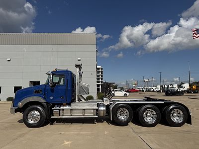 2021 Mack GRANITE 64BT