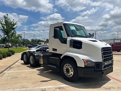2027 Mack AN64TV04