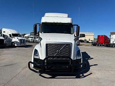 2023 Volvo VNL64T740