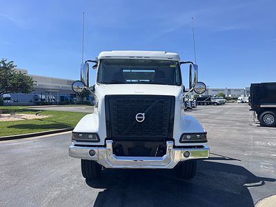 2027 Volvo VHD64B300
