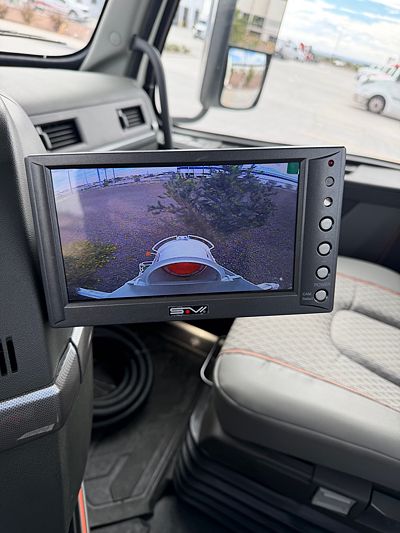 2026 Volvo VHD64F300