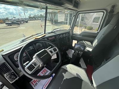 2026 Mack GR64F