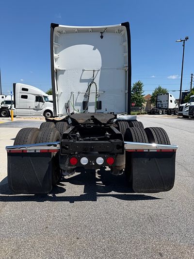 2022 Kenworth T680