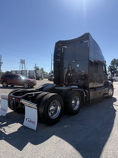 2023 Peterbilt 579