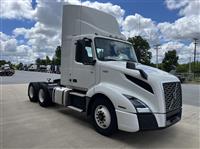 2019 Volvo VNL64T300