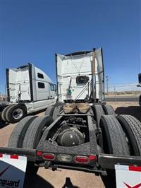 2019 Volvo VNL64T860