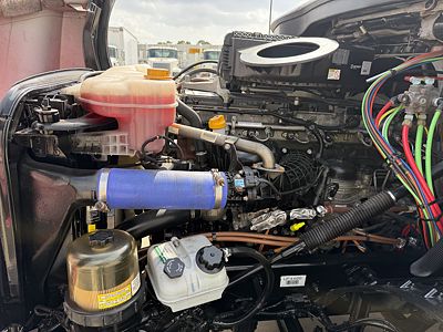 2023 Freightliner CASCADIA 126
